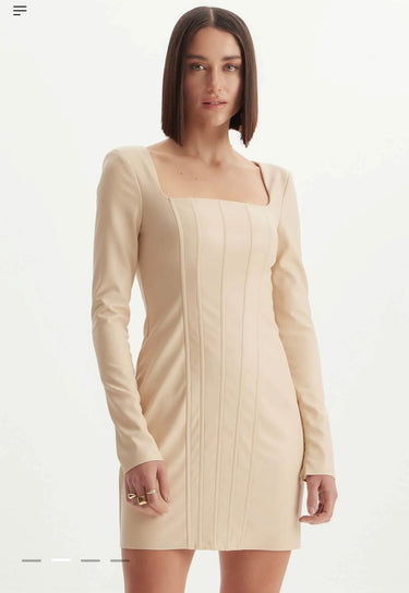 502VE007599 - LP VESTIDO MANGA LONGA COM RECORTES