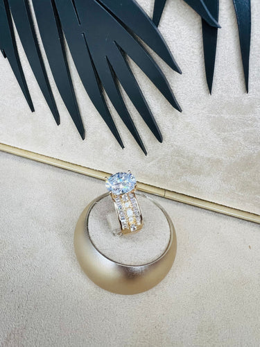 230626-10 IMPORTADO ANEL SOLITARIO ZIRCONIA CRAVE