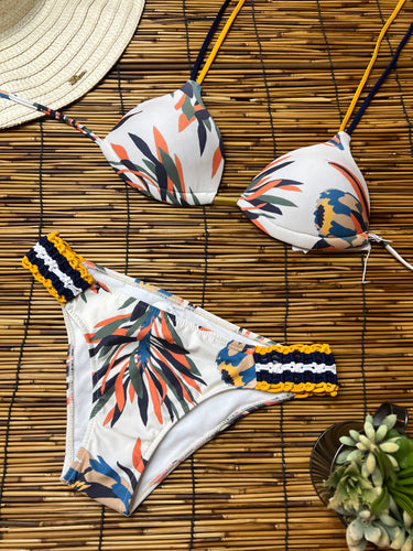 DOUBLE STRAP TRIANGLE BIKINI WITH PANTIES DIF. BR M