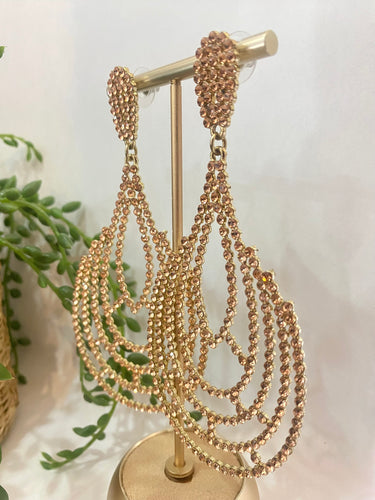 261219-1 IMPORTED MAXI STRASS ROSE EARRINGS