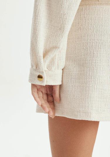 502SH001008 - LP SHORT SAIA COM PREGAS CINTURA ALTA