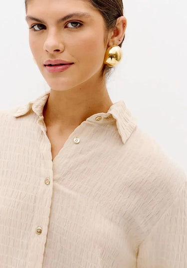 502CA001670 LP CAMISA OVERSIZED TEXTURIZADA