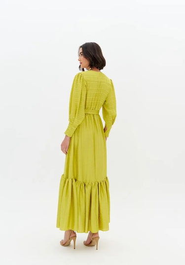 502VE012441 LP VESTIDO LONGO DECOTE V COM FAIXA E TEXTURA