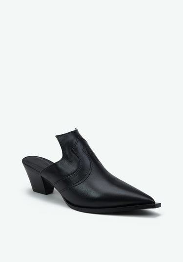 537BO000748 - LP BOTA ANKLE COURO COM BIQUEIRA