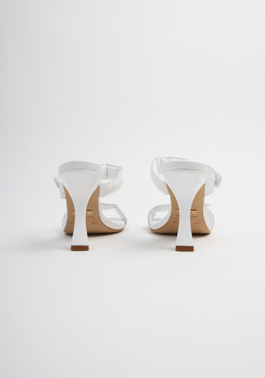 537SD000609 LP SANDALIA COURO PUFFY