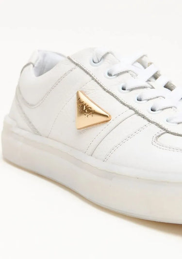 537TE001060 - LP TENIS CASUAL DE COURO COM APLIQUE RETANGULAR PERSONALIZADO