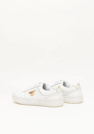 537TE001060 - LP TENIS CASUAL DE COURO COM APLIQUE RETANGULAR PERSONALIZADO