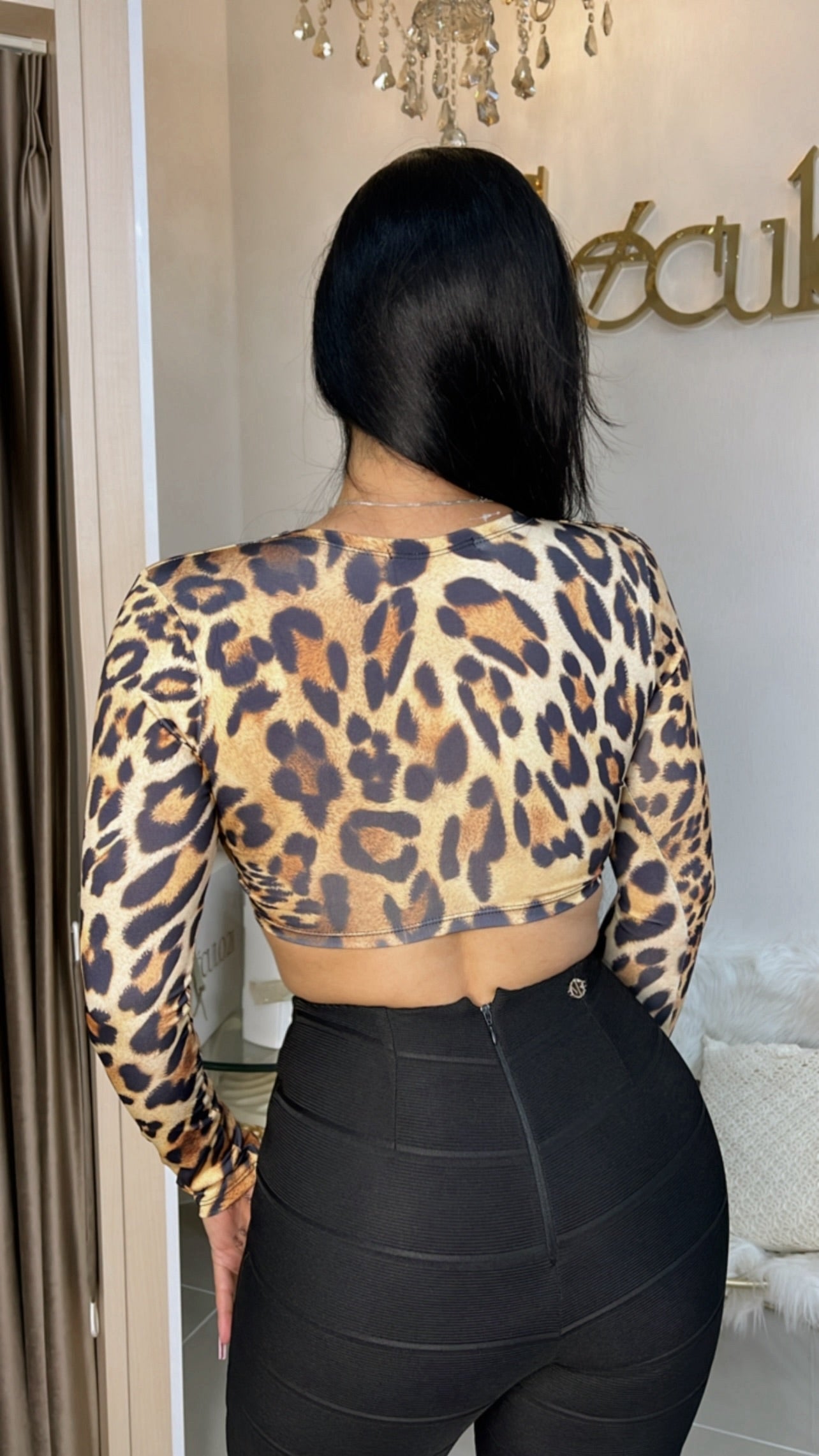 231214 - IMPORTADO CROPPED ANIMAL PRINT