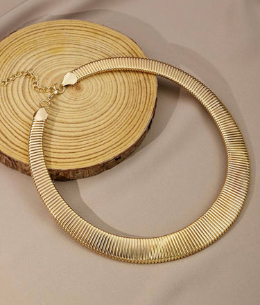 310526-13  IMPORTADO COLAR ELEGANTE MINIMALISTA DOURADO