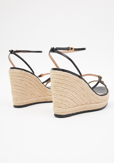 537AB000109 - LP SANDALIA ANABELA FIVELA