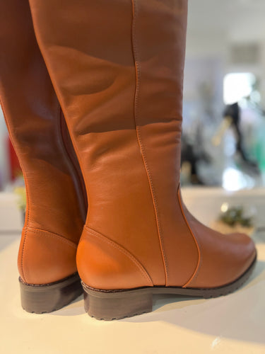 537BO000108 LP LOW HEEL BOOT COGNAC 34