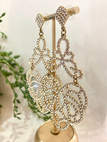 2612193 IMPORTED GOLDEN HOLLOW RHINESTONE MAXI EARRINGS