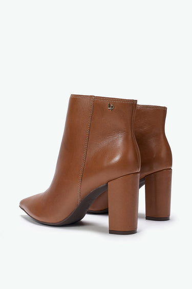 537BO000271 LP LEATHER BOOT WITH CARAMEL STITCHING