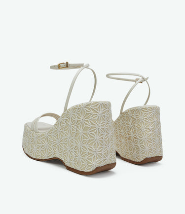 537AB000127 LP ANABELA BORDADA OFF WHITE