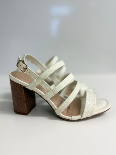 Z3880 - DAKOTA SANDALIA BRANCA VERNIZ
