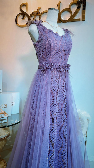 IMPORTED LACE AND PURPLE TULLE DRESS 36
